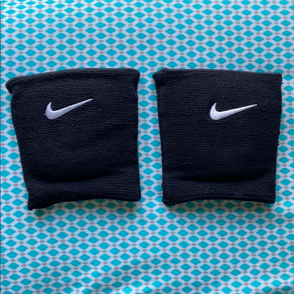Nike Knee Pads